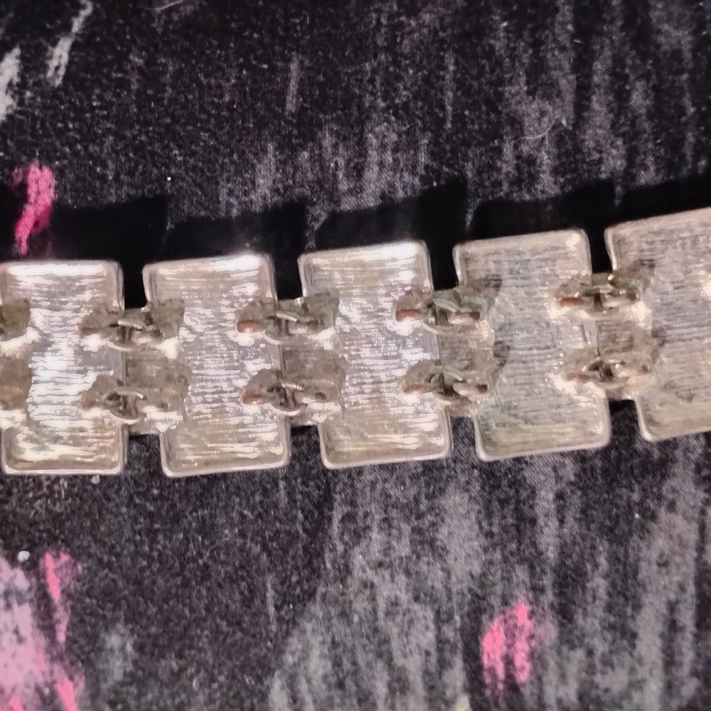 Silver Textured Bracelet - Picture 3 of 6